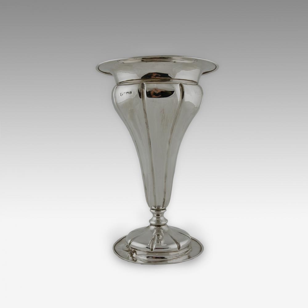 Silver vase Small Antiques